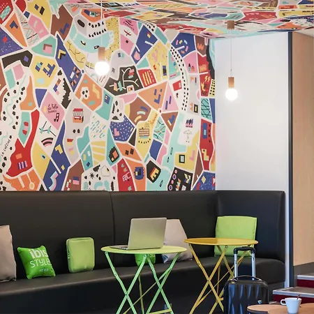 Ibis Styles Centre Gare מלון