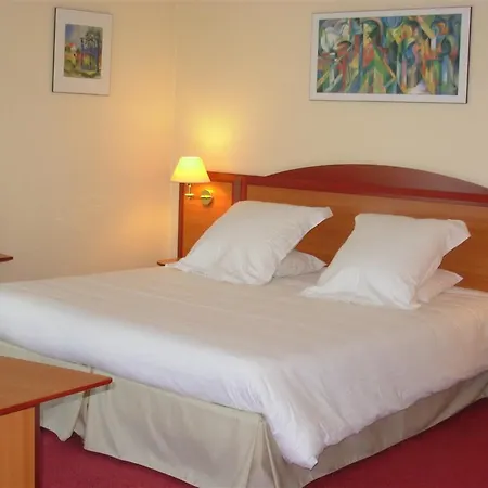 Ibis Styles Centre Gare Hotel 3*