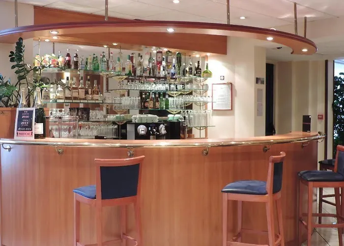 南特中心宜必思风格酒店 酒店 南特