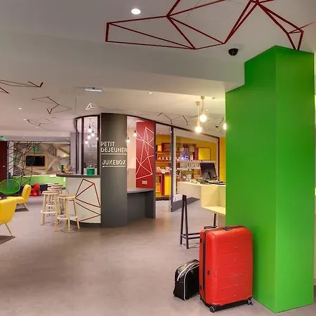 Ibis Styles Centre Gare 3* Ναντ
