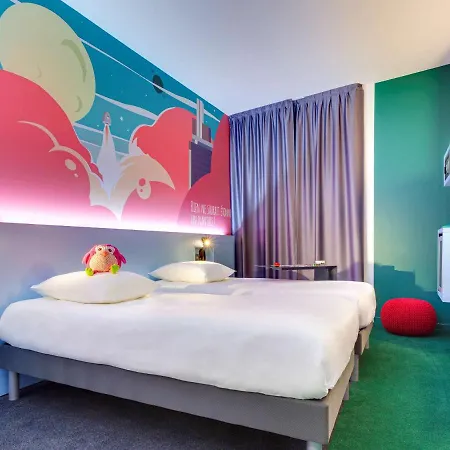 Отель Ibis Styles Centre Gare Нант