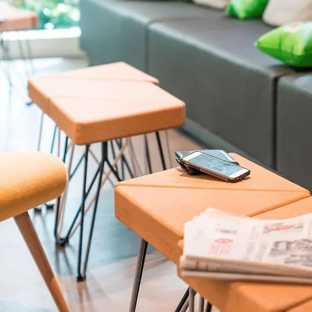 Ibis Styles Centre Gare 3* Ναντ