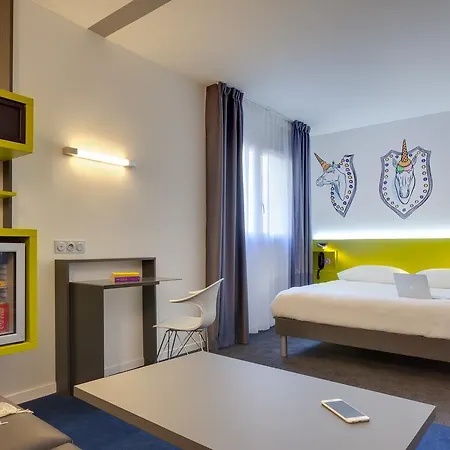 Ibis Styles Centre Gare Ναντ