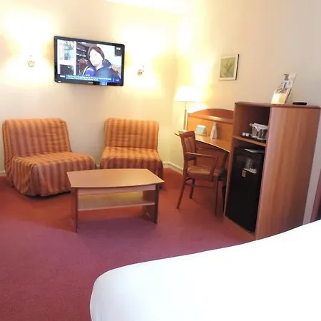 Ibis Styles Centre Gare 3* Ναντ