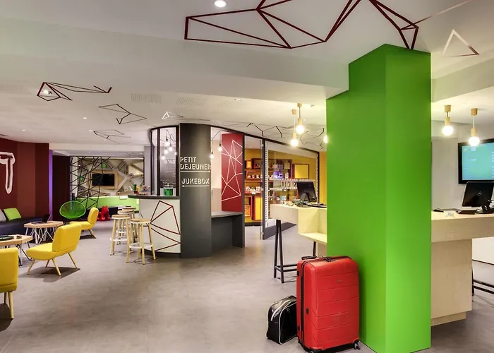 Ibis Styles Centre Gare فندق 3*